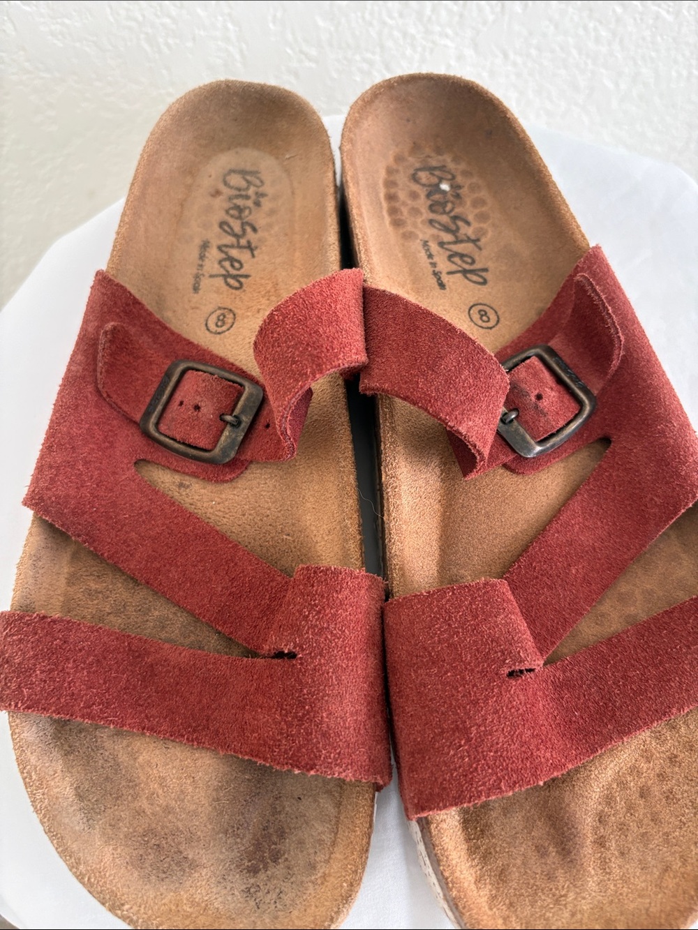 Women's Rust Suede Adjustable Buckle Slide Sandals size 8 Biostep